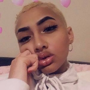 Meet your Posher, Diamond